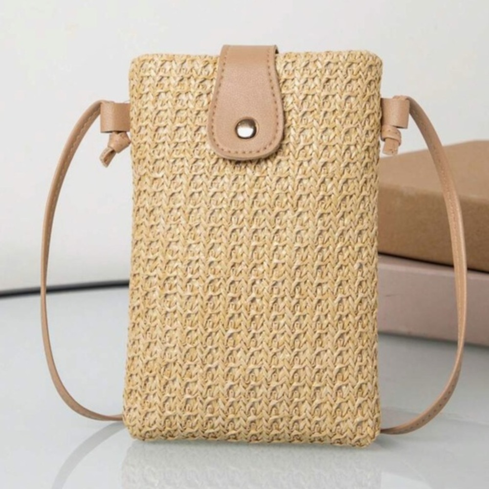 Boho Vacay Woven Straw Crossbody Phone Bag